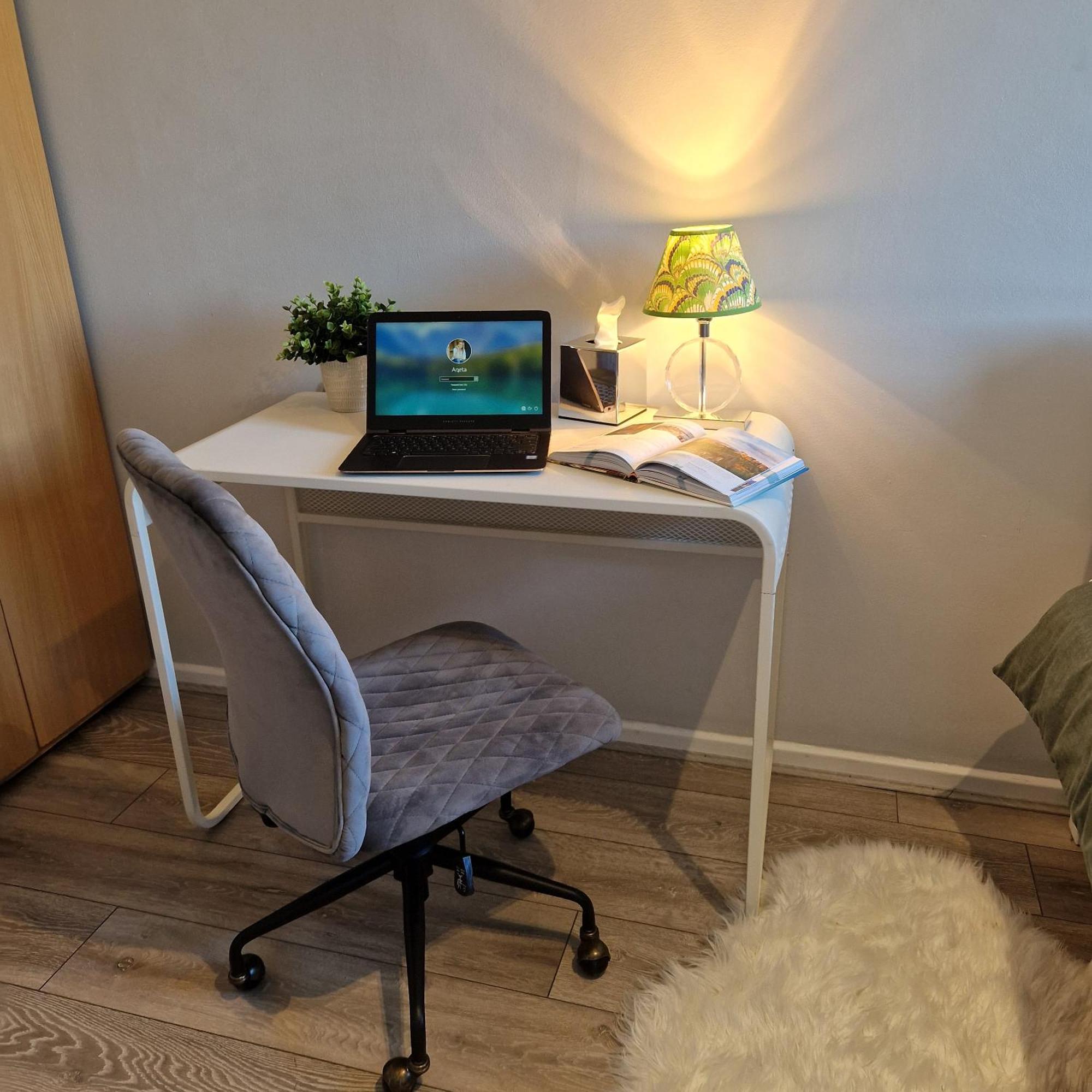 New, Refurbished Modern & Spacious 1 Bed Flat Westfield Shepherd's Bush Free Wi-fi Super King Bed